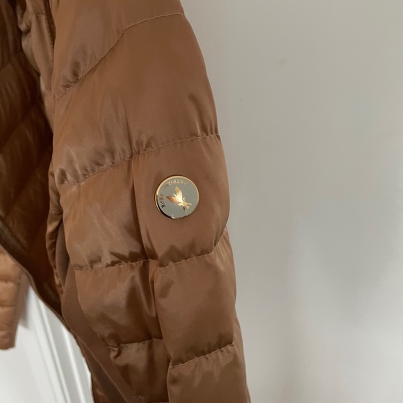 Jacket - Picture 4 of 4